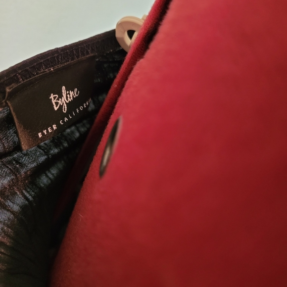 Tank - Picture 2 of 2